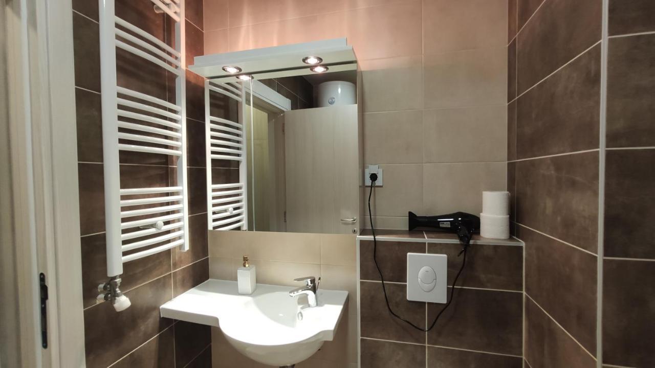 Green Residence Belgrado Esterno foto